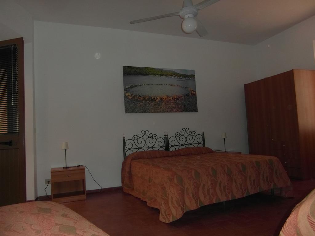Hotel Villa Nettuno Marina di Campo Cameră foto