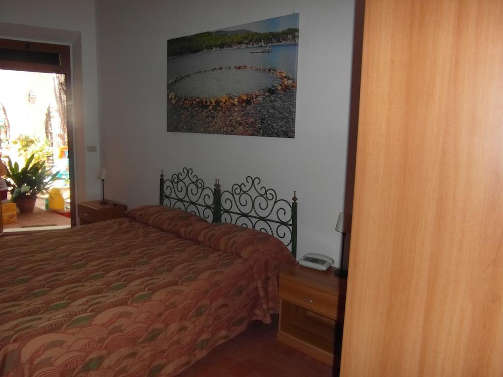 Hotel Villa Nettuno Marina di Campo Cameră foto